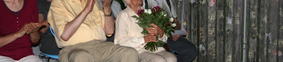 Frau Schmaus (100), leidenschaftliche Freiwirtschaftlerin